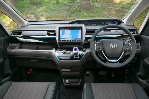 Interior that balances ease of driving and comfort