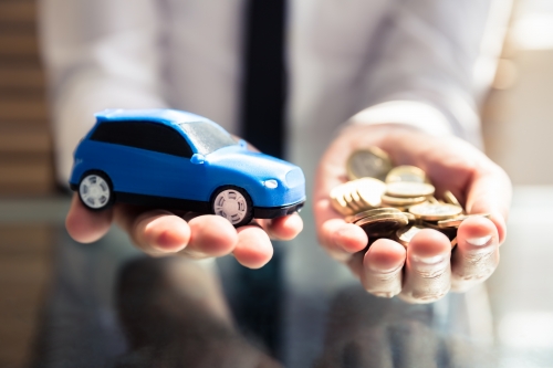 車検費用や車の維持費が増えるのは、何年目から？