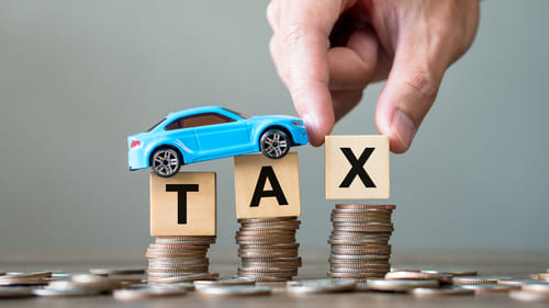 車の購入時に支払う税金は？について解説する項目の見出し画像
