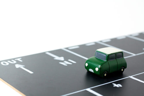 車庫証明の取得に必要な書類をイメージした画像